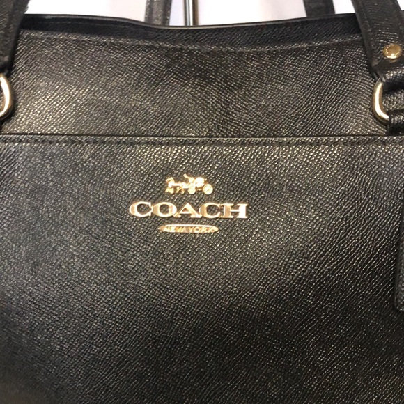 COACH Addison black shoulder tote # 91150. Cross grain leather. 3 compartments. - Picture 4 of 16